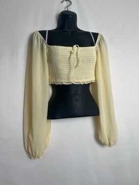Elegant Yellow Smocked Blouse with Long Sleeves